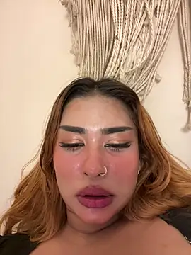AICoUpLE Chat XXX in diretta