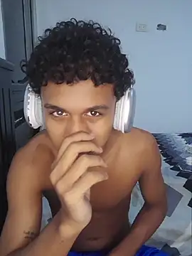 YourCaramelBoy XXX чат на живо