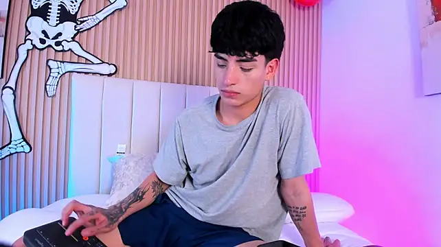 Filiph_Sterliing Live XXX Chat