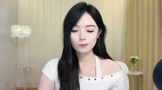 دردشة LiLy0608 الجنسية المباشرة