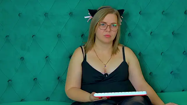 AdeleRavellen Live XXX chat