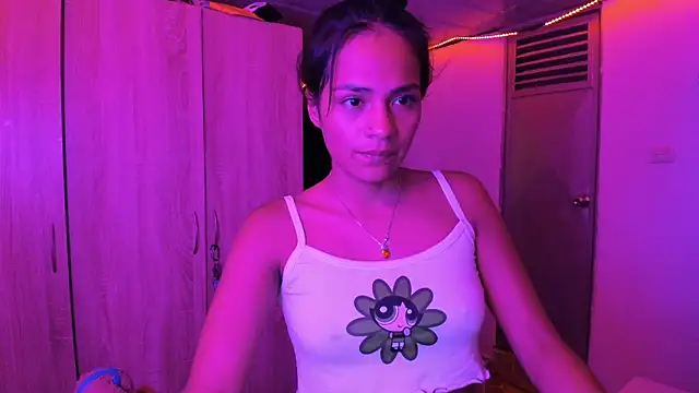 Chat +18 de Samara_Homescapes ao vivo