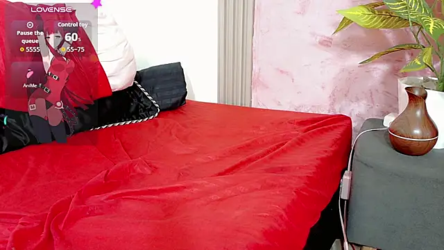 XXX chat uživo modela Divinity_ross