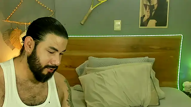 Prometeo-grizzlyn Live XXX chat