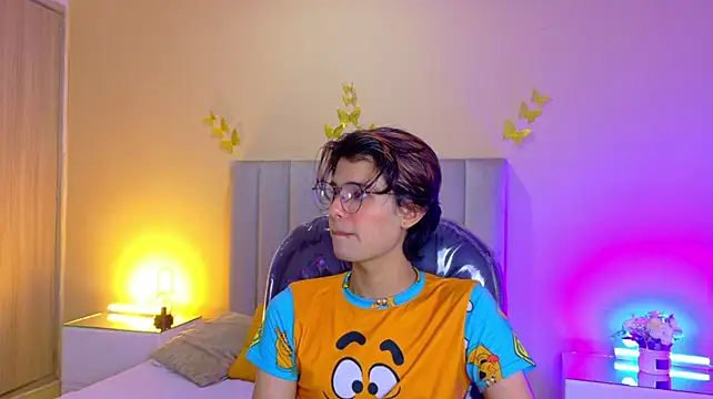 Chat XXX ao vivo de Derek_Sinn