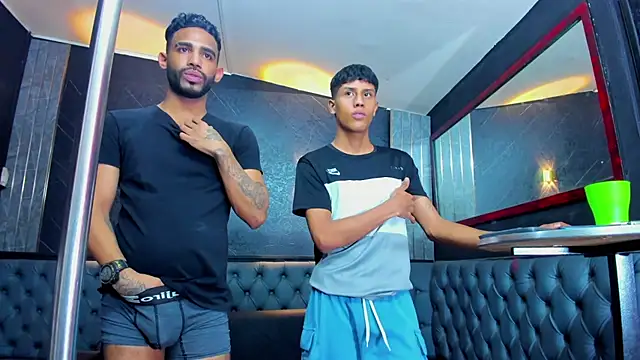 EMILIANO_BLESS – Naživo XXX chat