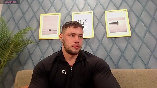 Chat +18 de RyannWest ao vivo
