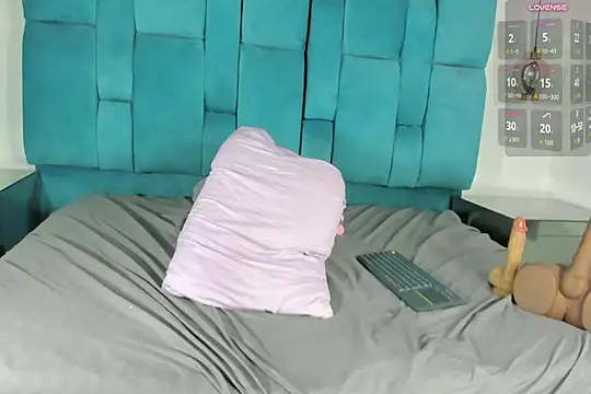 Sarah_Adamss élő XXX-chatje