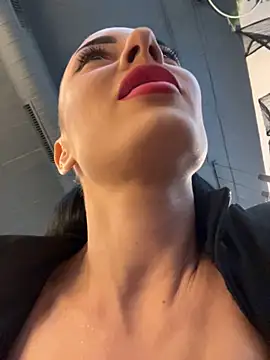 FeetVibe's Live XXX Chat