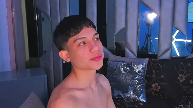 Chat XXX ao vivo de Sebax_Young