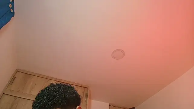 Živý XXX chat imyourg0d