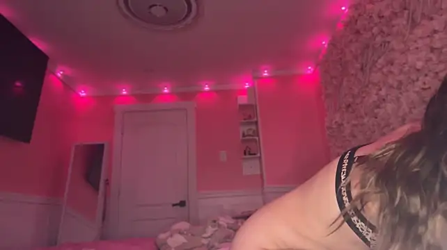 BedroomBarbie élő XXX-chatje