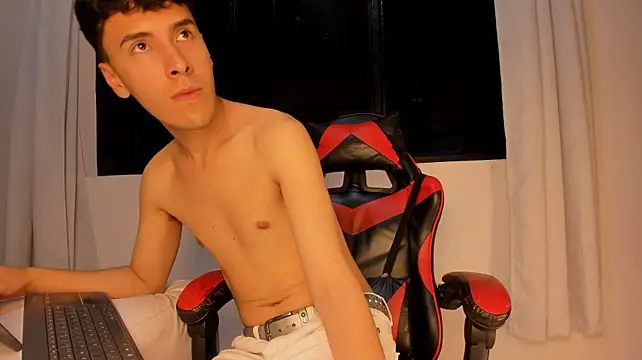 XXX chat uživo modela MaxLeons
