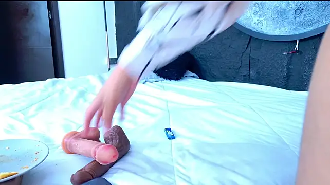 LizzyOlsen XXX чат на живо