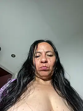 Chat +18 de Freya_Artemisa ao vivo