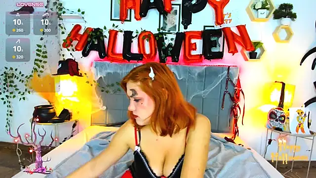 DellaRows Chat XXX in diretta