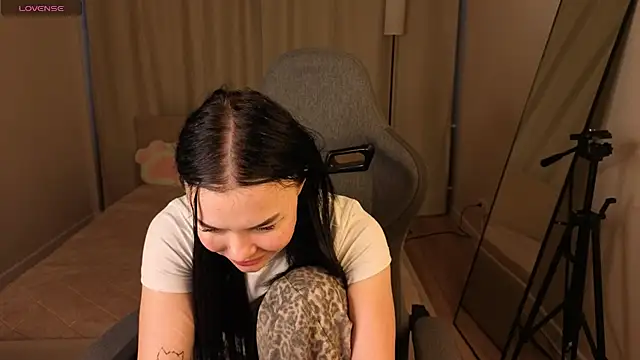 Nikki_dollのライブXXXチャット