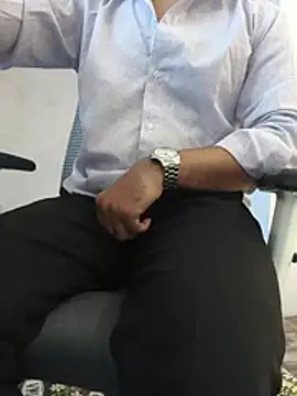 Chat XXX en directo de 8inch_hunk19