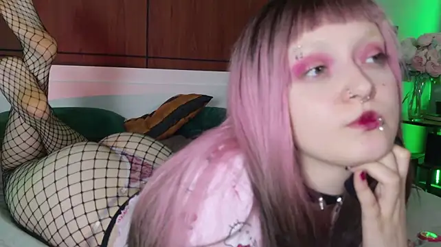 Sakura_miss_ live XXX chat