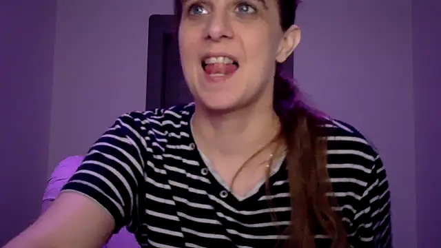 Chantalee live XXX chat
