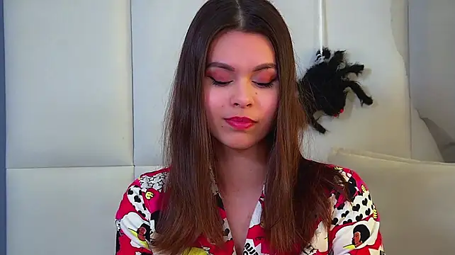PollyLanders Adlı Modelin Canlı XXX Sohbeti