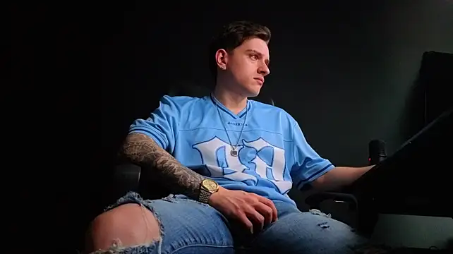Chat +18 de FelixStarkk ao vivo