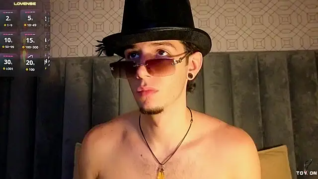 isaacblaze_n Live XXX chat