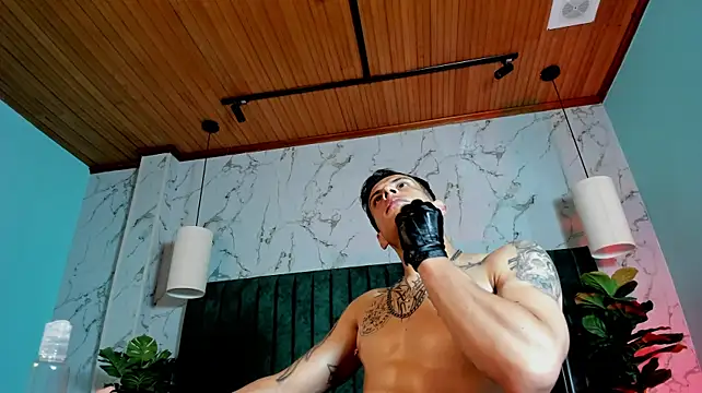 Dustin_Sonne élő XXX-chatje