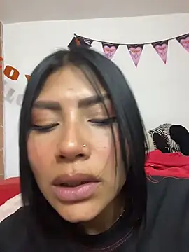 Chat +18 de Kylie_brazt ao vivo