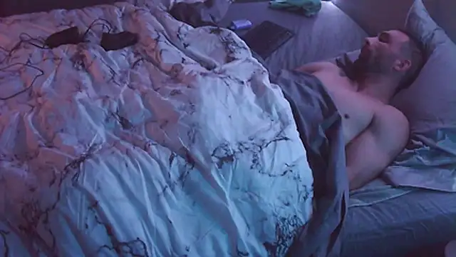 Živý XXX chat CloudyCock9