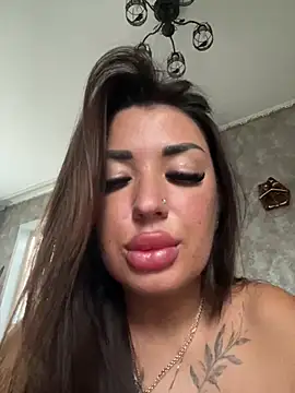 RuslanaXX's Live XXX Chat