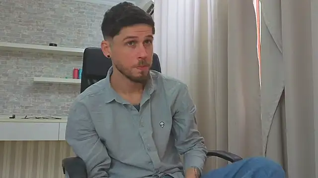 JonahShaw Chat XXX live