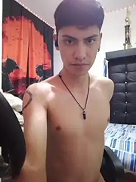 aispuro8505 Live XXX-Chat