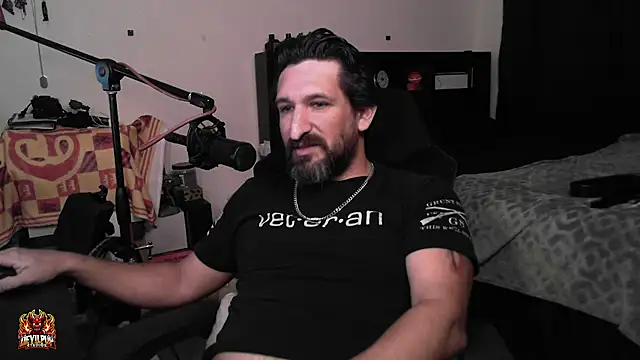 DevilPup75_ Live XXX-Chat