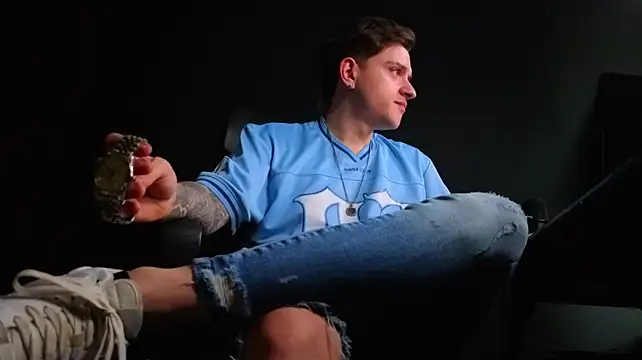 XXX chat uživo modela FelixStarkk