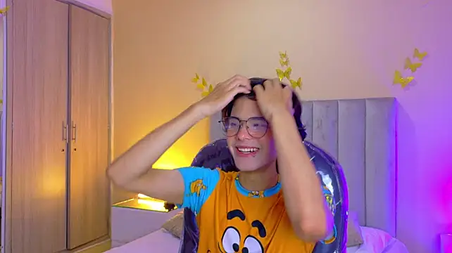 Živý XXX chat Derek_Sinn