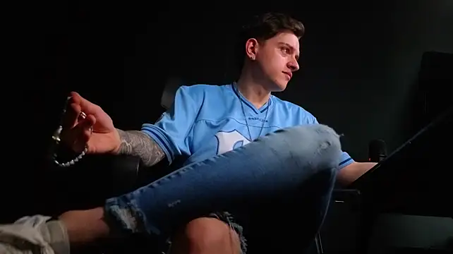 FelixStarkk Live XXX Chat