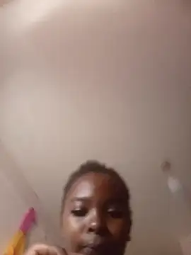 Chat +18 de Shethequeen ao vivo