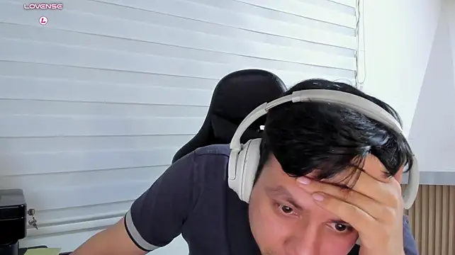 Chat XXX en directo de Rick_Adams
