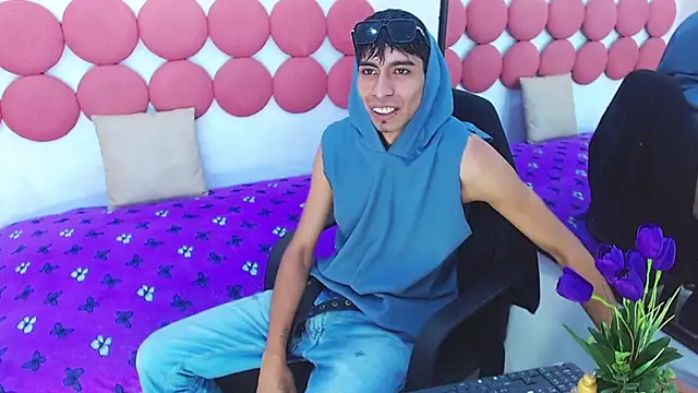 Drake_Jack Live XXX Chat