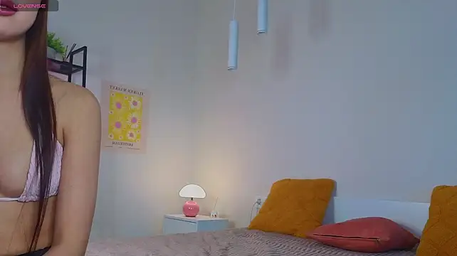 LunaLurk Chat XXX in diretta