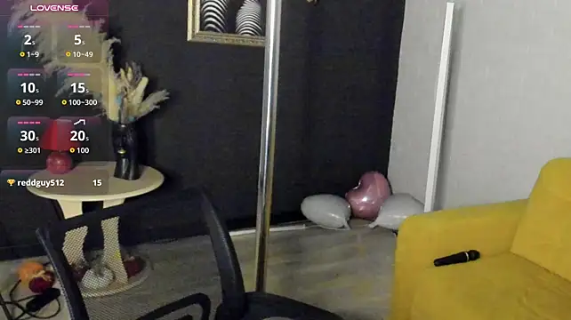 Chat +18 de LunaSn0w1 ao vivo