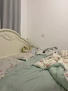 Linn_09n Live XXX chat