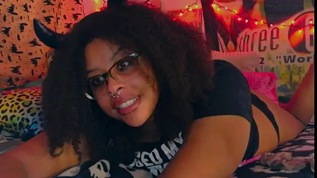 nintendhoen Live XXX chat