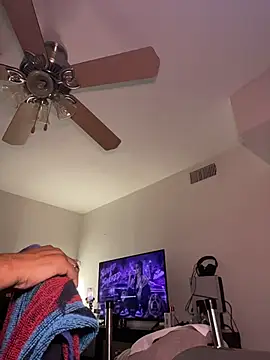 reecieofficial's Live XXX Chat