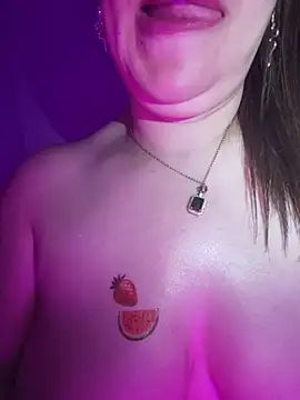 Doodqueen Adlı Modelin Canlı XXX Sohbeti