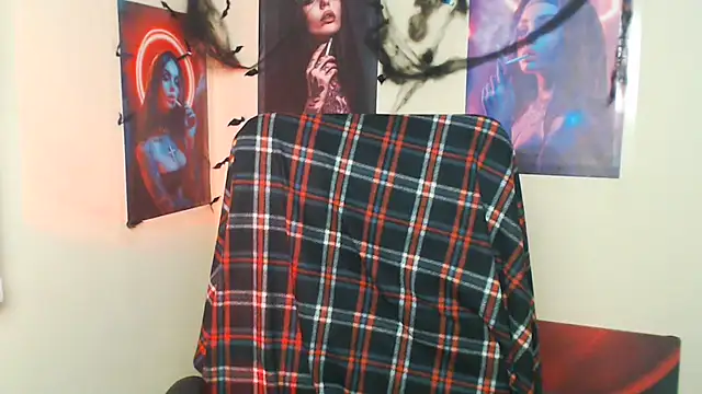 VanessaRey_ Adlı Modelin Canlı XXX Sohbeti