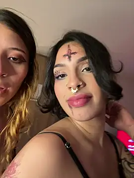 Chat XXX en directo de Alice_surprise