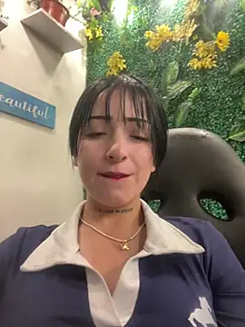 Chat +18 de Marilyn_Rosex ao vivo