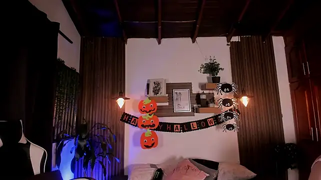 Lucy_cartern Live XXX chat